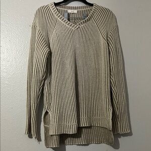Easel V Neck Pullover Sweater